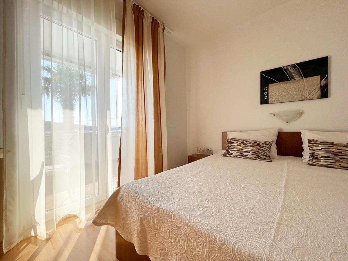 Apartments Near The Sea Barbat Barbat na Rabu Bagian luar foto