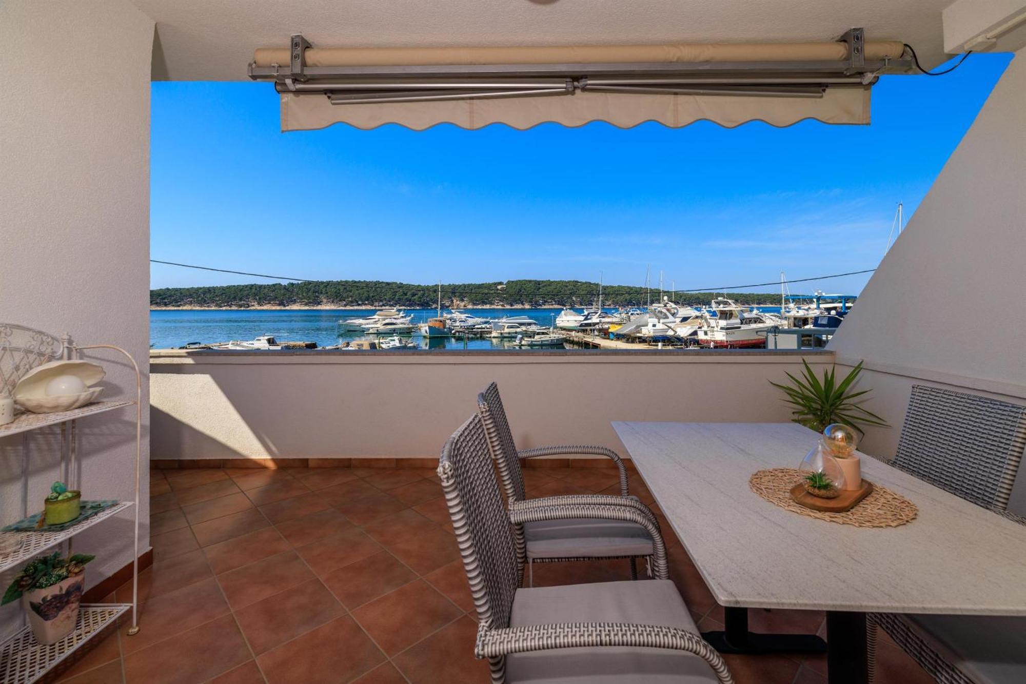 Apartments Near The Sea Barbat Barbat na Rabu Bagian luar foto