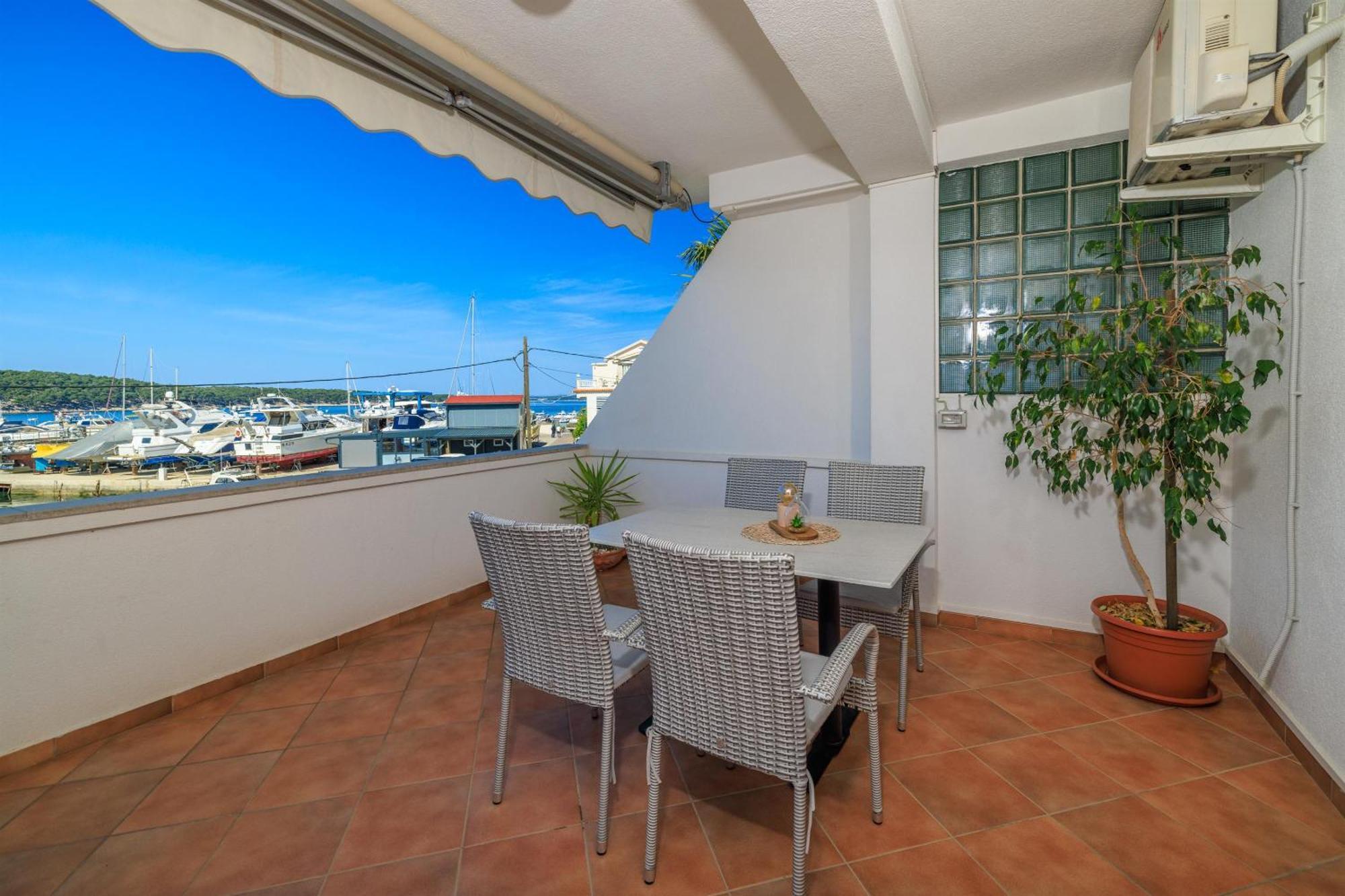 Apartments Near The Sea Barbat Barbat na Rabu Bagian luar foto